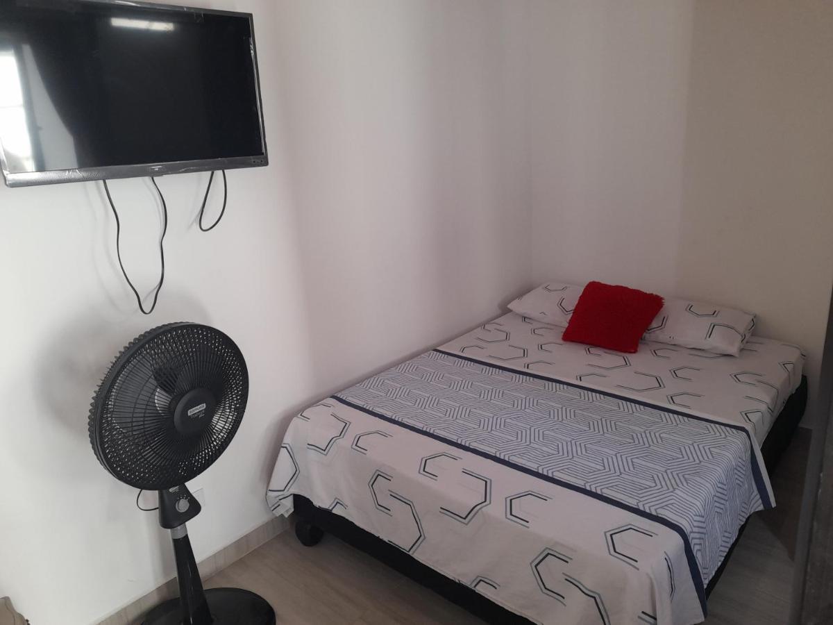 Apartaestudios El Jardin 2 Cali Phòng bức ảnh
