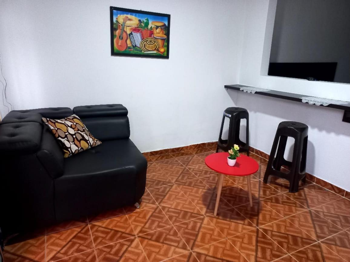 Apartaestudios El Jardin 2 Cali Ngoại thất bức ảnh